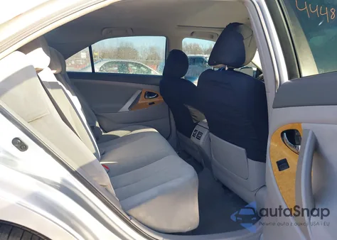 2007 Toyota Camry Xle z USA, uszkodzony, nr VIN 4T1BE46K87U539104